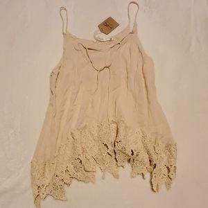 NWT! Blu Pepper Mark Ashton Oasis Lace Hem Tank